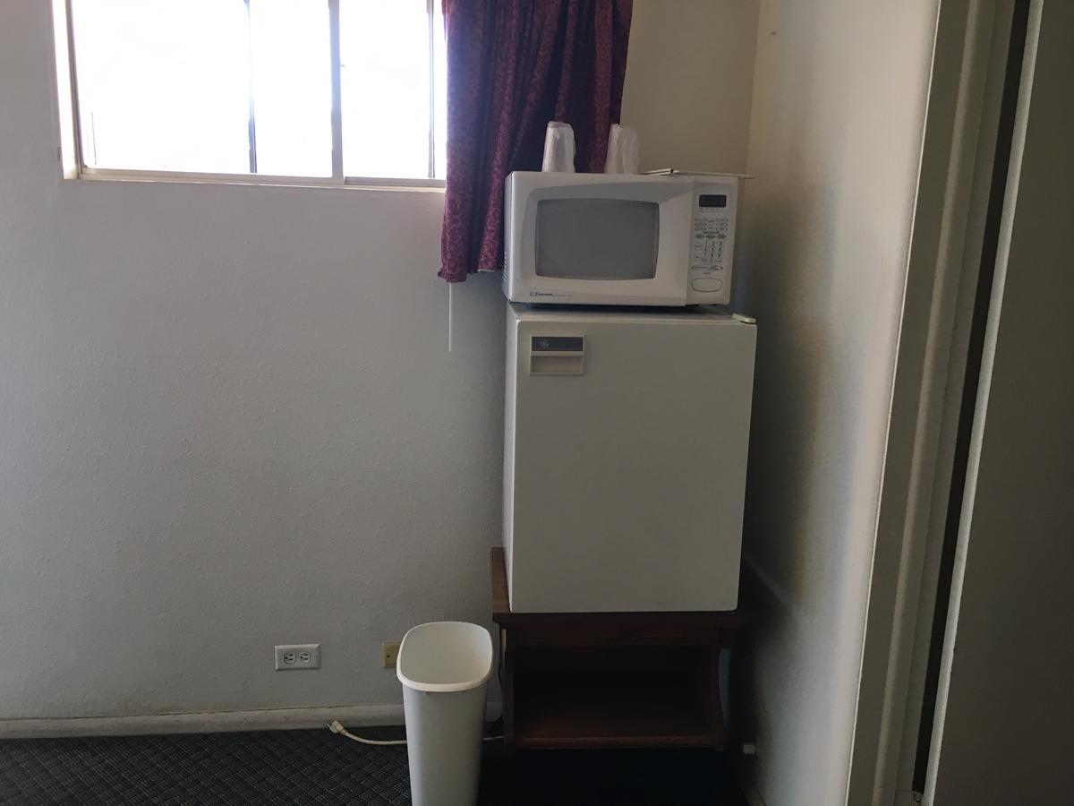 Stroud Skyliner Motel מראה חיצוני תמונה