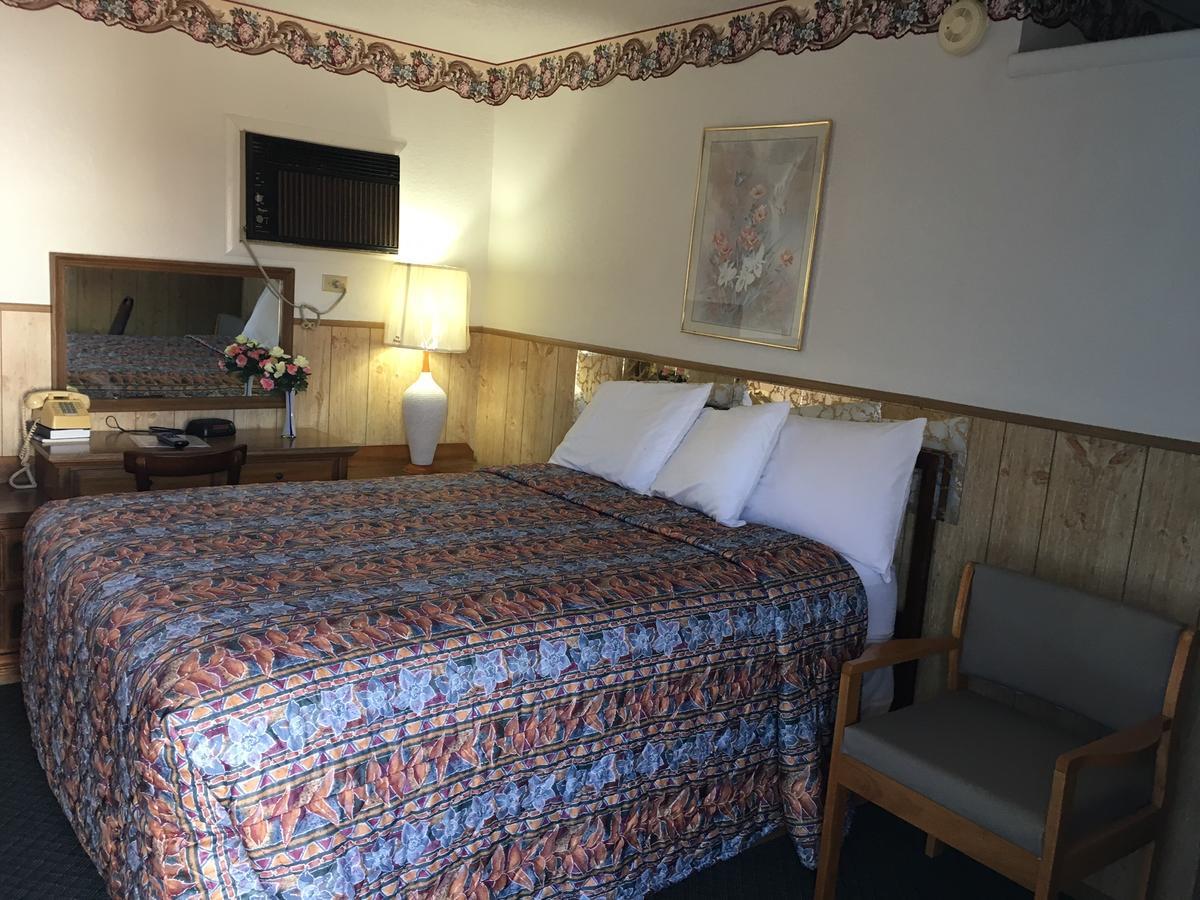 Stroud Skyliner Motel מראה חיצוני תמונה