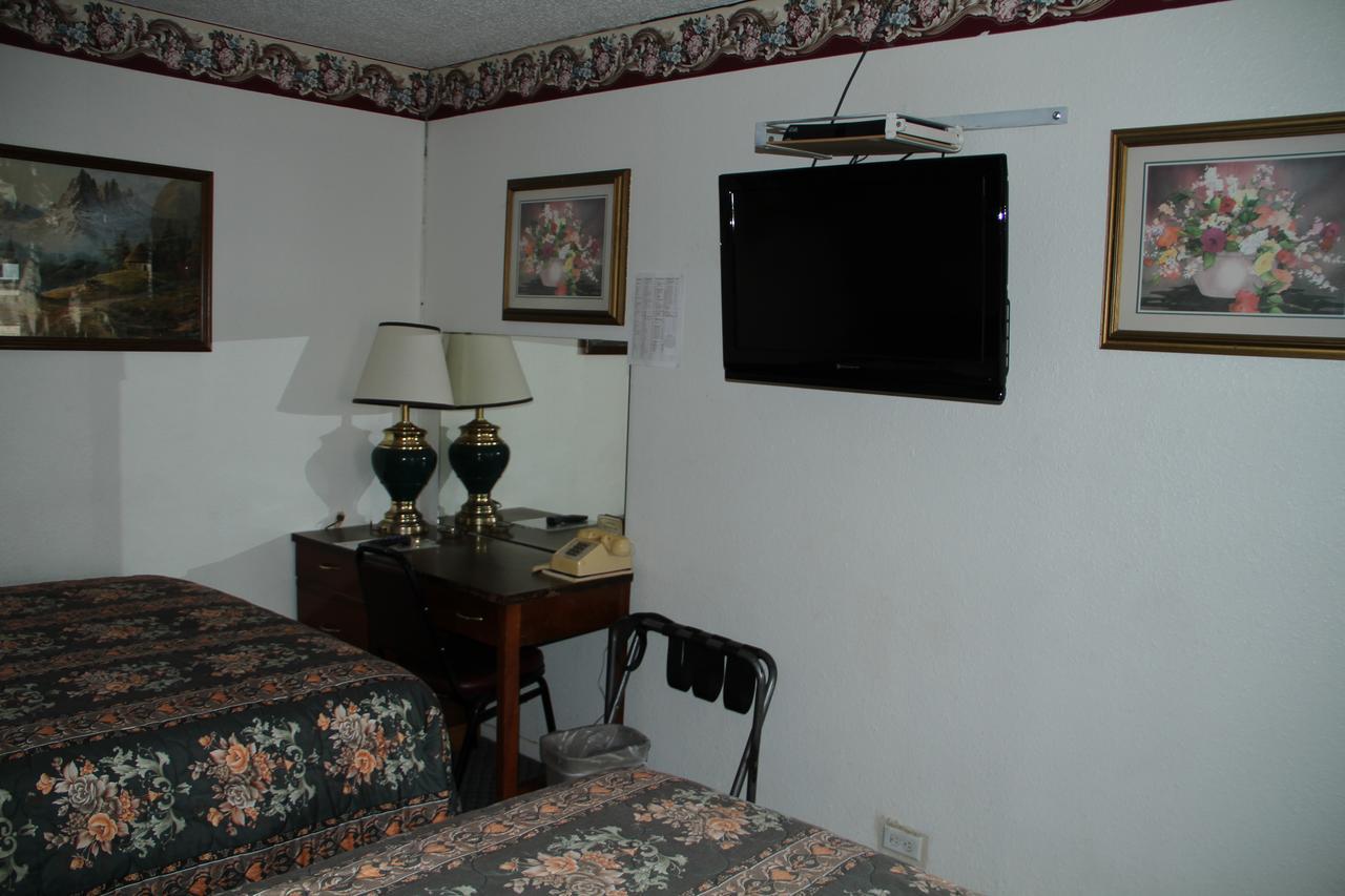 Stroud Skyliner Motel מראה חיצוני תמונה