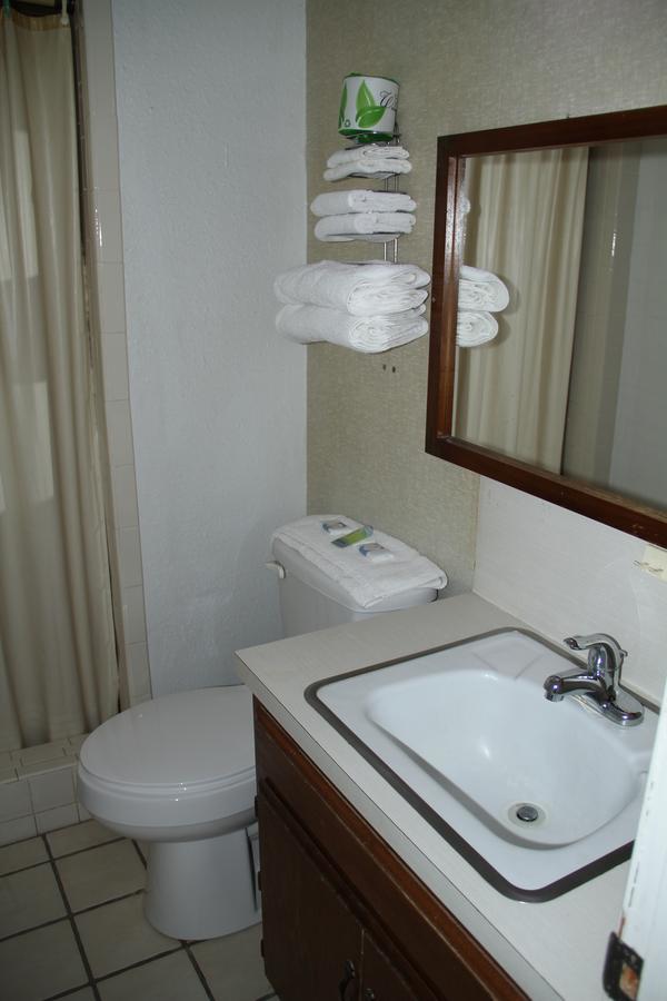 Stroud Skyliner Motel מראה חיצוני תמונה