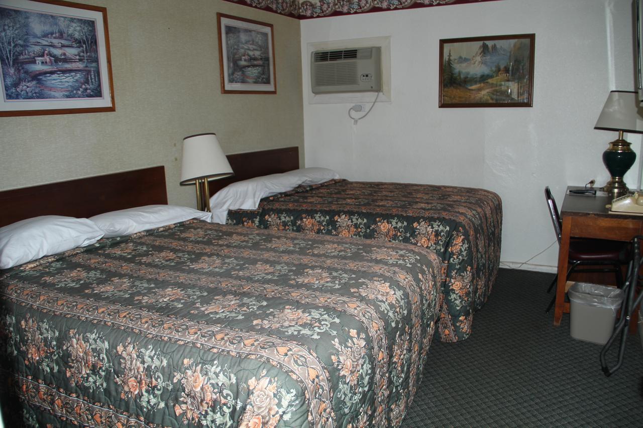Stroud Skyliner Motel מראה חיצוני תמונה