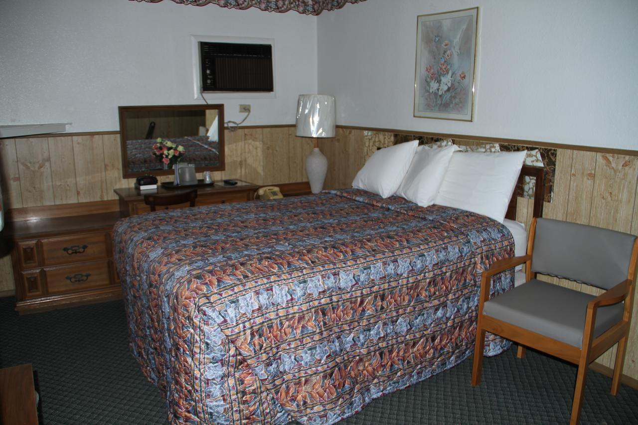 Stroud Skyliner Motel מראה חיצוני תמונה