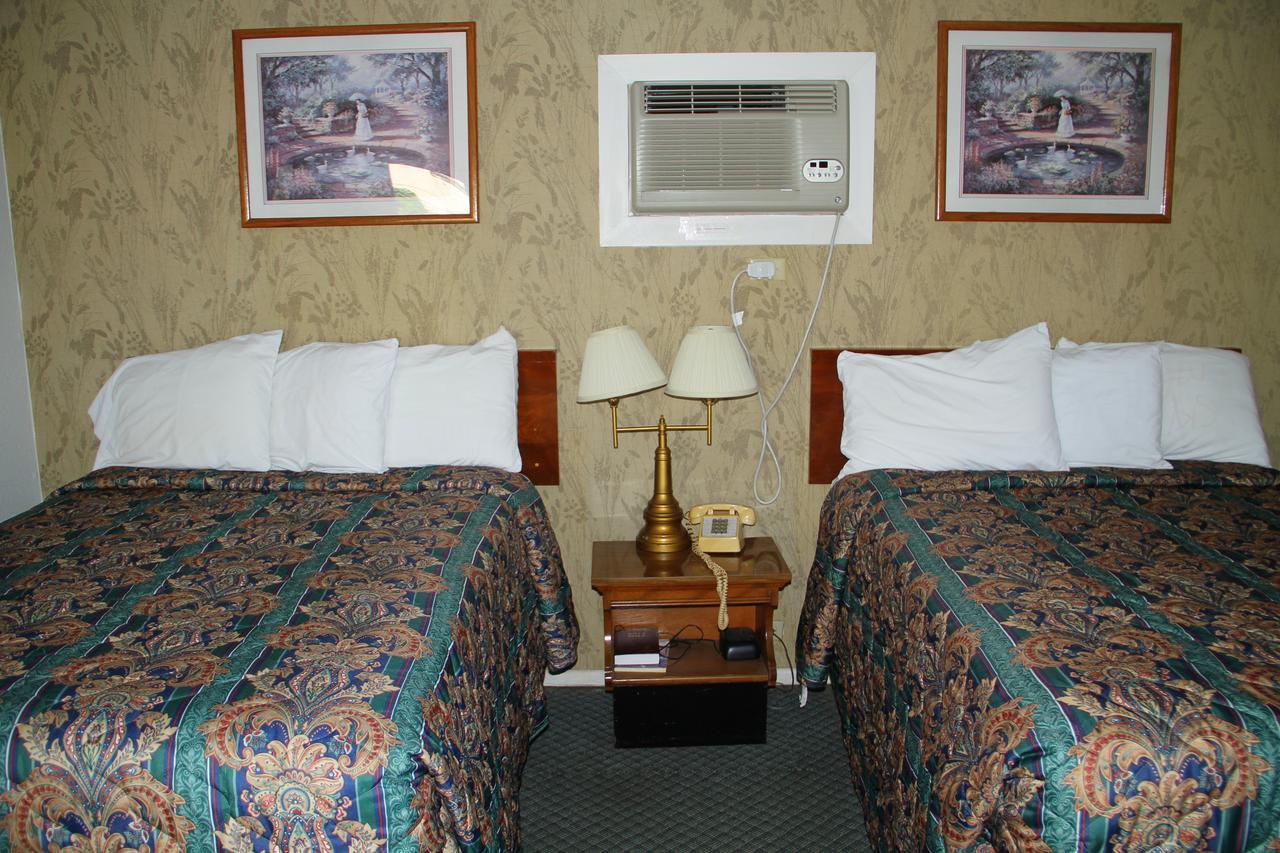 Stroud Skyliner Motel מראה חיצוני תמונה