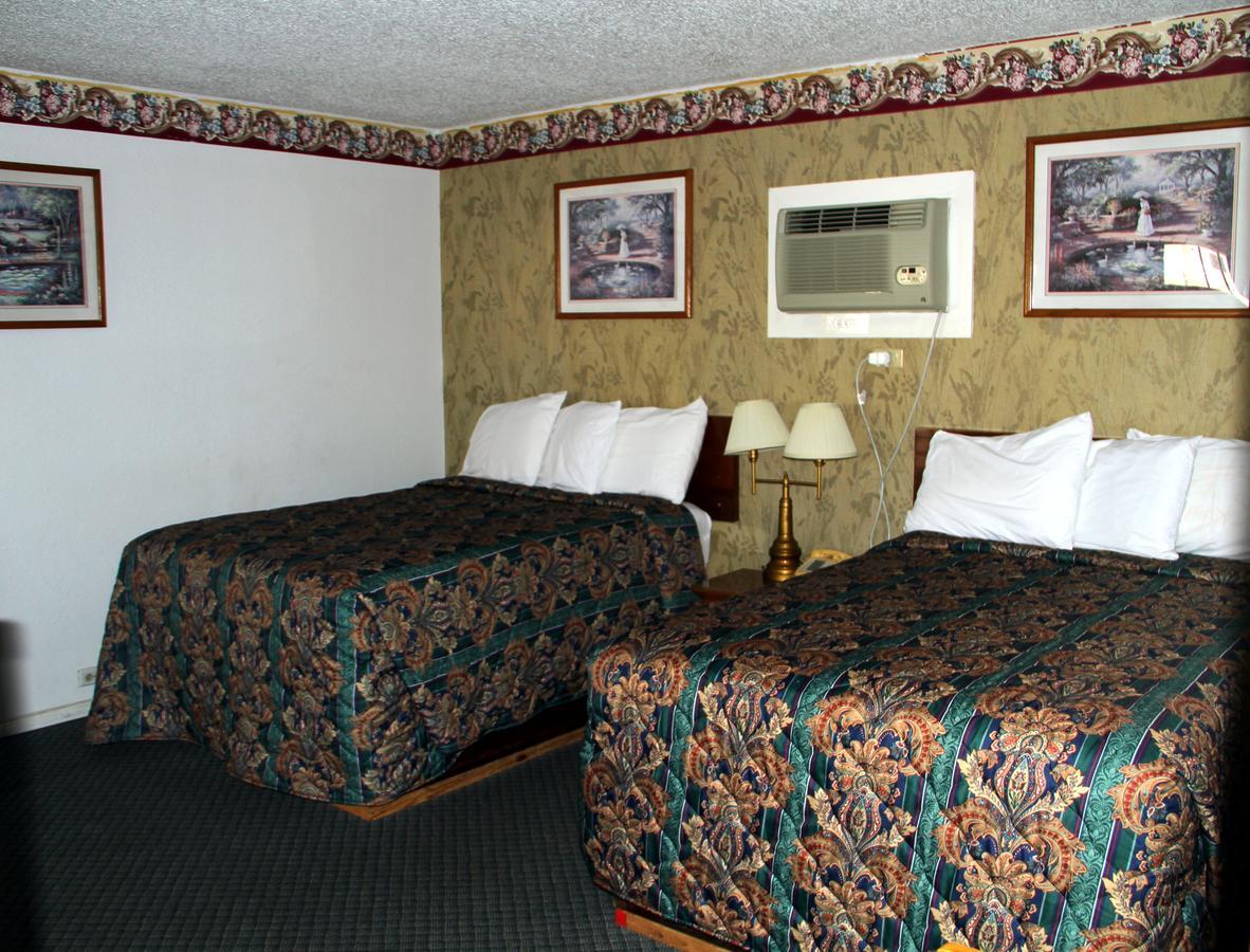 Stroud Skyliner Motel מראה חיצוני תמונה