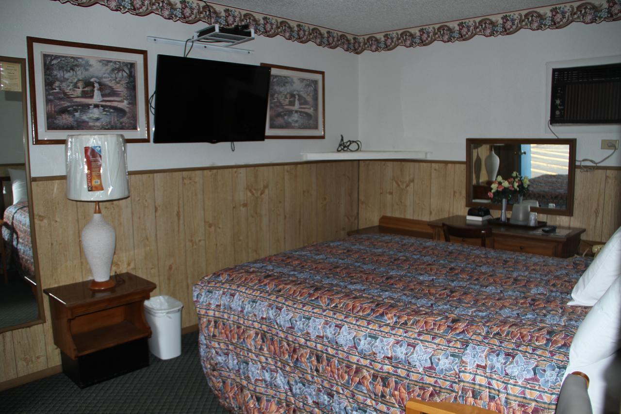 Stroud Skyliner Motel מראה חיצוני תמונה