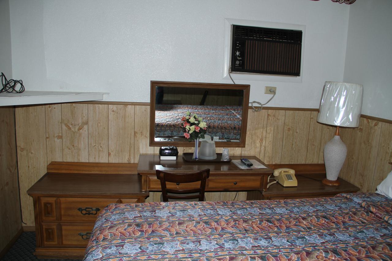 Stroud Skyliner Motel מראה חיצוני תמונה