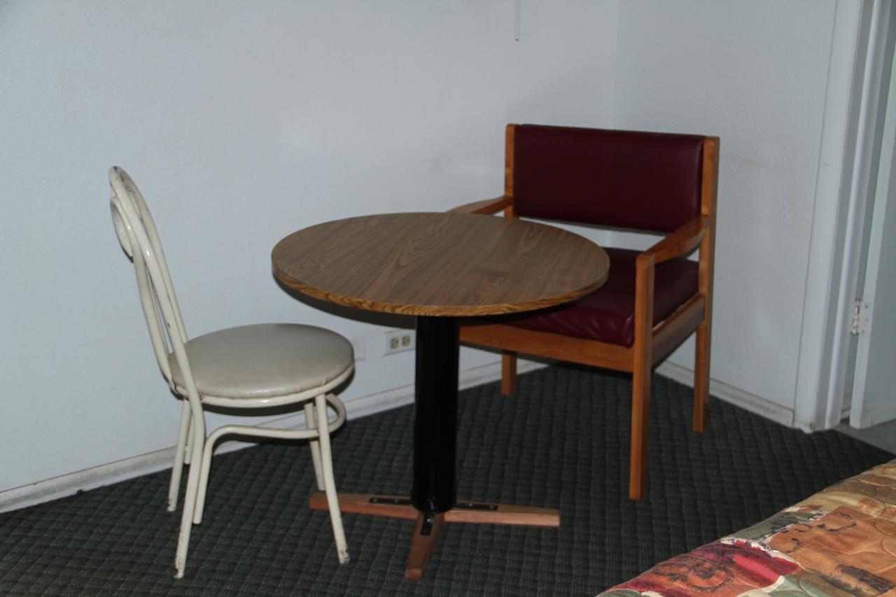 Stroud Skyliner Motel מראה חיצוני תמונה